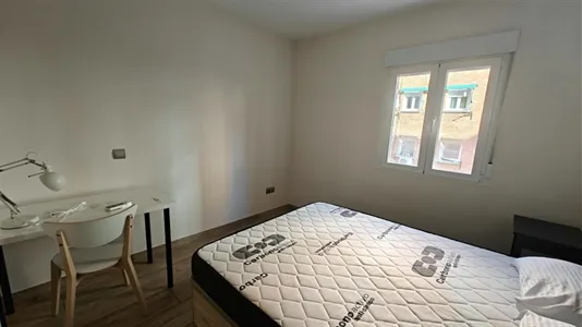 Rooms in Madrid San Blas - photo 4