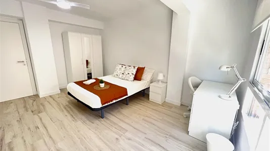 Rooms in Valencia Algirós - photo 4