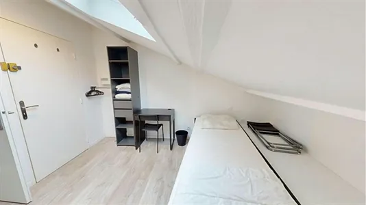 Houses in Bordeaux - photo 5