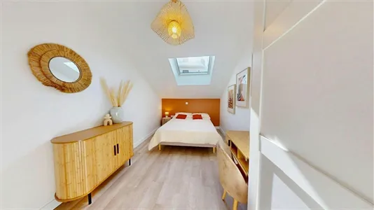 Rooms in Lyon - photo 2