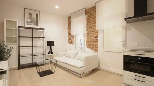 Apartments in Madrid Chamberí - photo 4