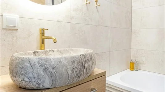 Apartments in Location is not specified - photo 9