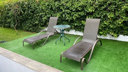 Houses in Mairena del Aljarafe - photo 8