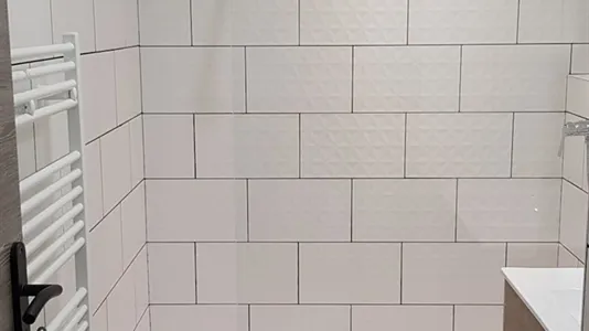 Apartments in Lyon - photo 5