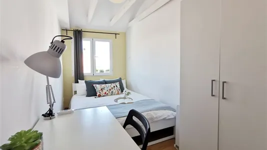 Rooms in Madrid Retiro - photo 9