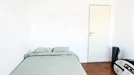 Room for rent, Lisbon (region), &lt;span class=&quot;blurred street&quot; onclick=&quot;ProcessAdRequest(13049242)&quot;&gt;&lt;span class=&quot;hint&quot;&gt;See streetname&lt;/span&gt;[xxxxxxxxxxxxx]&lt;/span&gt;