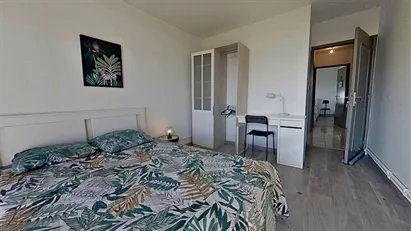 Room for rent in Nîmes, Occitanie Room for rent in Nîmes, Occitanie