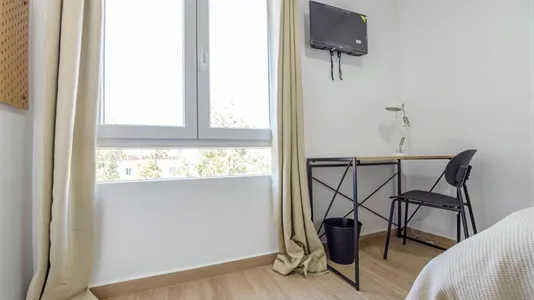 Rooms in el Camí de Vera - photo 6