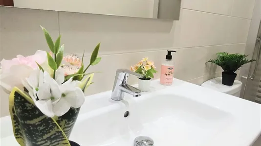 Rooms in Moncada - photo 7