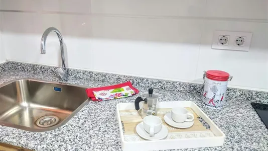 Rooms in Moncada - photo 10