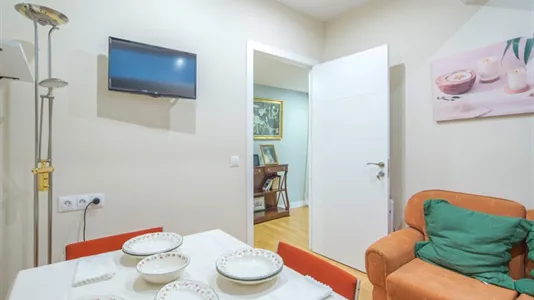 Rooms in Madrid Centro - photo 8