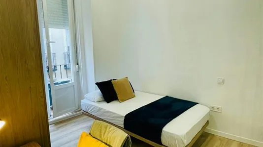 Rooms in Madrid Centro - photo 5