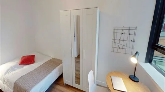 Rooms in Nanterre - photo 4