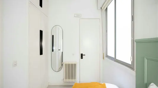 Rooms in Madrid Centro - photo 2