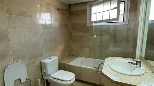 Rooms in Madrid Fuencarral-El Pardo - photo 9