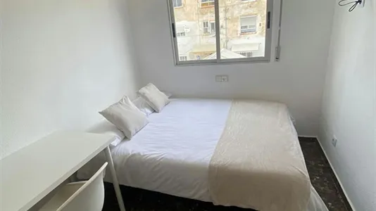 Rooms in Godelleta - photo 2