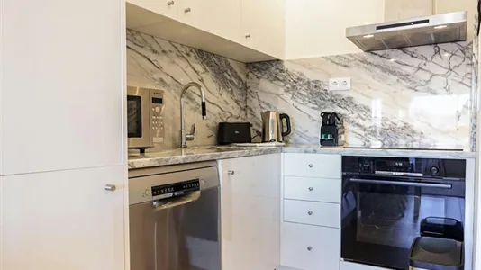 Apartments in Location is not specified - photo 6