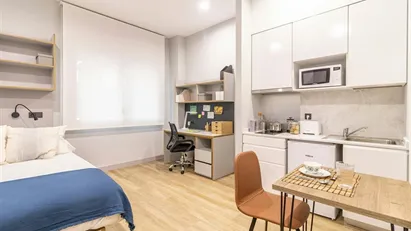 Apartment for rent in Enramadilla, Andalucía