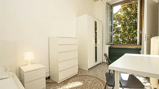 Rooms in Genoa - photo 2