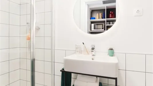 Apartments in Barcelona Les Corts - photo 8