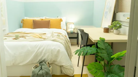 Rooms in Barcelona Ciutat Vella - photo 1