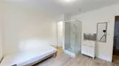 Room for rent, Lille, Hauts-de-France, &lt;span class=&quot;blurred street&quot; onclick=&quot;ProcessAdRequest(13373970)&quot;&gt;&lt;span class=&quot;hint&quot;&gt;See streetname&lt;/span&gt;[xxxxxxxxxxxxx]&lt;/span&gt;