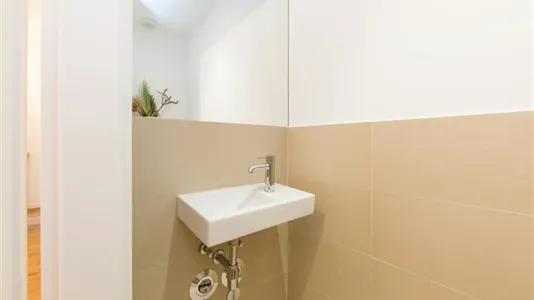 Rooms in Berlin Mitte - photo 9