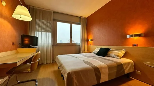 Rooms in Turin - photo 2