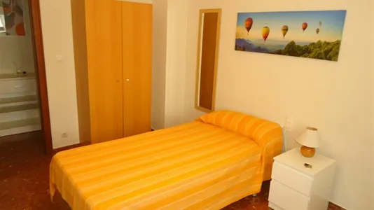 Rooms in Córdoba - photo 5