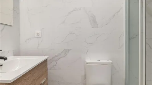 Rooms in Barcelona Eixample - photo 6