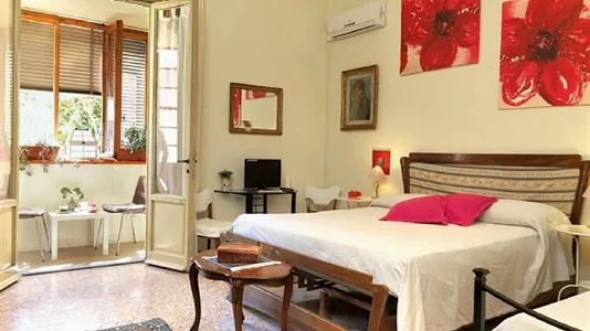 Rooms in Florence - photo 2