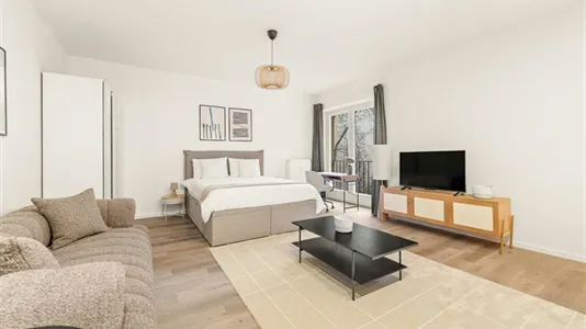 Apartments in Berlin Charlottenburg-Wilmersdorf - photo 1