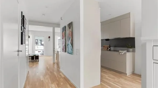 Houses in Upplands Väsby - photo 5