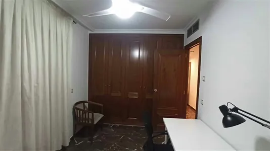 Rooms in Aielo de Malferit - photo 8