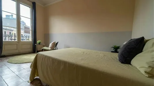 Rooms in Barcelona Eixample - photo 1