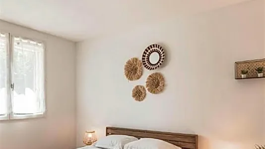 Houses in Torcy - photo 8