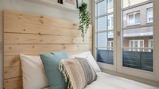 Rooms in Madrid Chamberí - photo 2