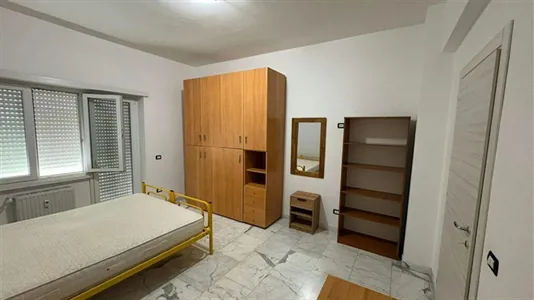 Rooms in Roma Municipio V – Prenestino/Centocelle - photo 1