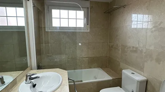 Rooms in Madrid Fuencarral-El Pardo - photo 10