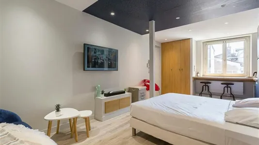 Apartments in Lyon - photo 4