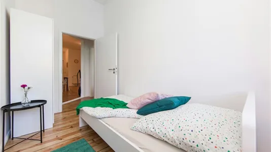 Rooms in Berlin Neukölln - photo 3