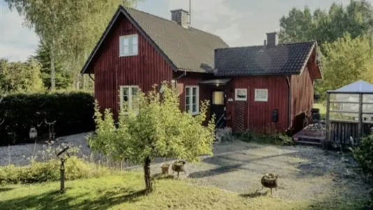 Houses in Nyköping - photo 1