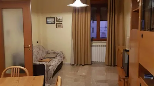 Rooms in Napoli Municipalità 4 - photo 4