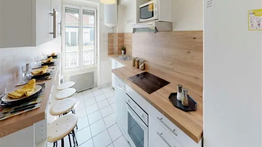 Rooms in Lyon - photo 10