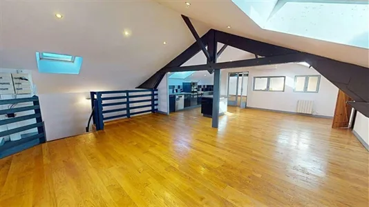 Apartments in Angoulême - photo 1