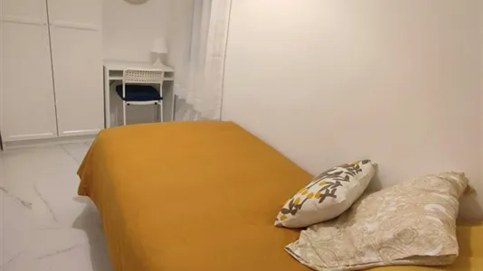 Rooms in Barcelona Sant Martí - photo 2