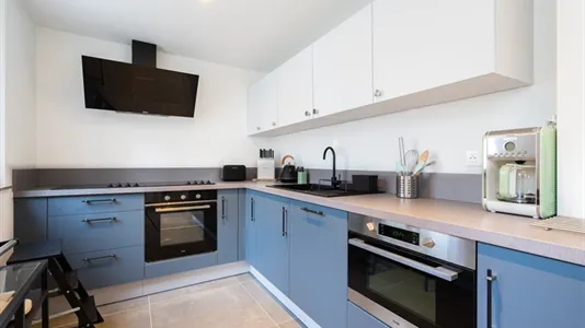 Rooms in Charleroi - photo 7
