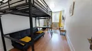 Room for rent, Clermont-Ferrand, Auvergne-Rhône-Alpes, Place Sugny