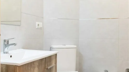 Rooms in Madrid Moncloa-Aravaca - photo 10