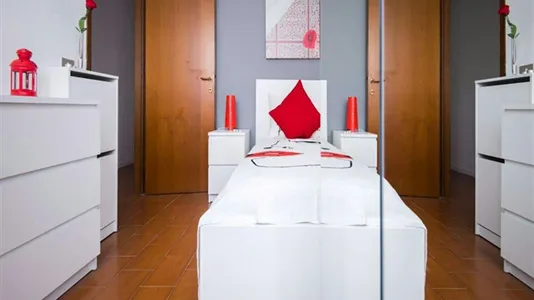 Rooms in Sesto San Giovanni - photo 1
